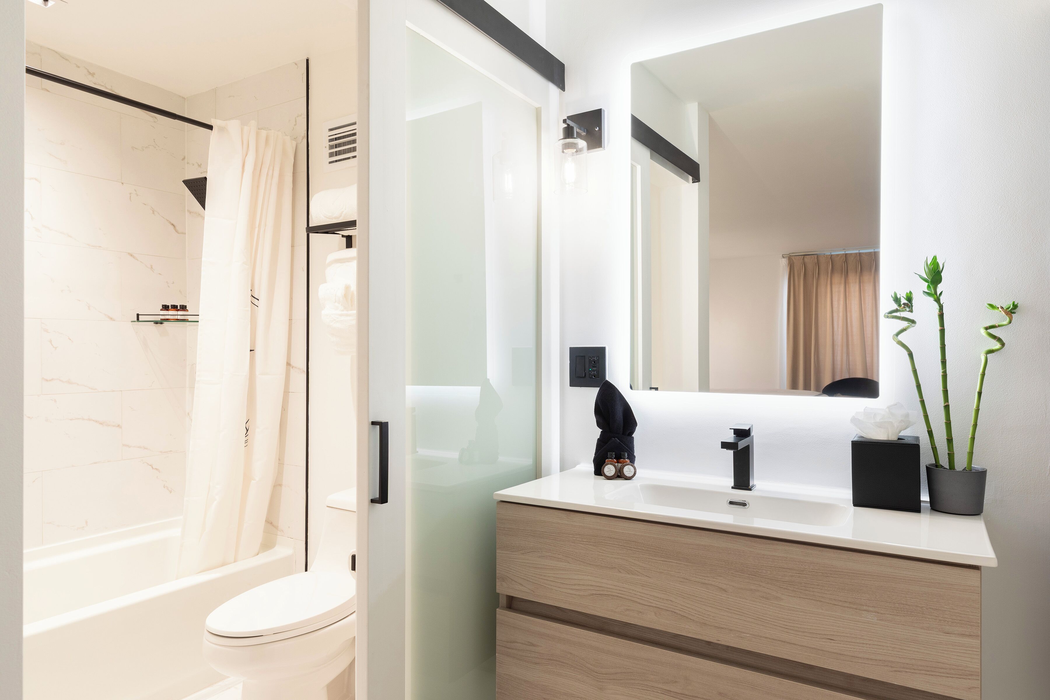 Photo - The Vietta Hotel