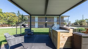 Grill-/Picknickplatz