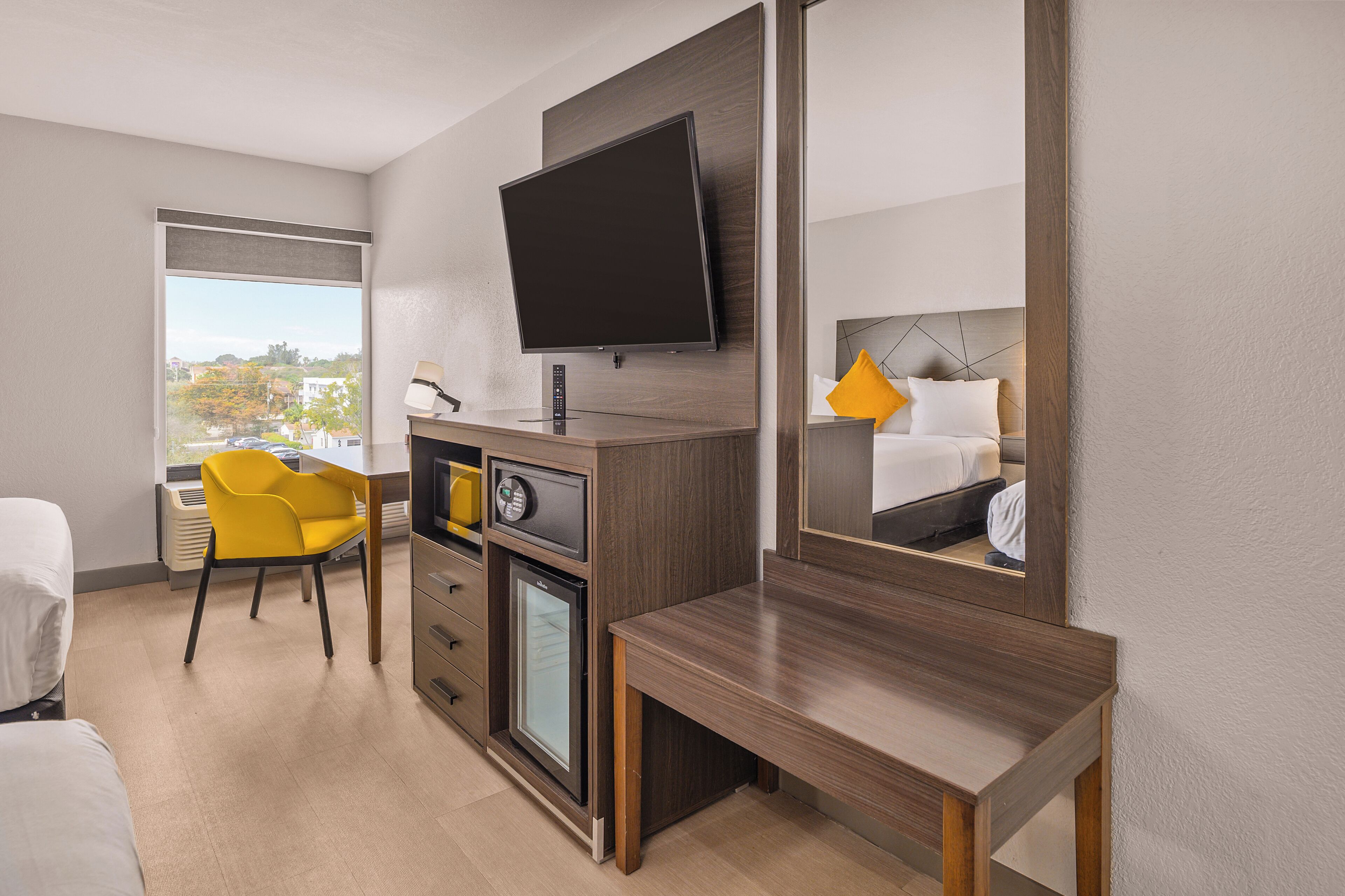 In-room safe, desk, laptop workspace, soundproofing