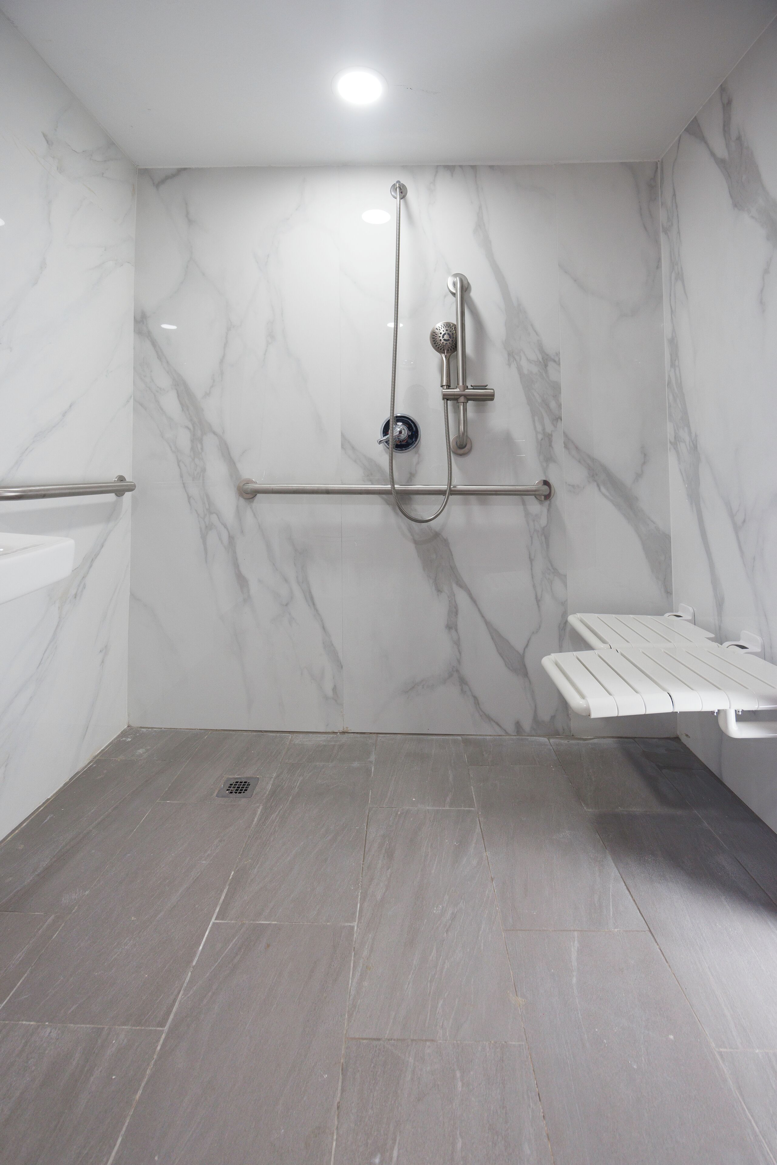 standard room, 2 queen beds, accessible bathtub | bathroom | combined shower/bathtub, hair dryer, towels