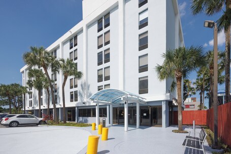 BB Hotel Miami Airport - Image 2