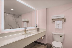 Phòng Tiêu chuẩn, 1 giường cỡ king, không hút thuốc | Két bảo mật tại phòng, bàn, khu vực làm việc phù hợp cho laptop 