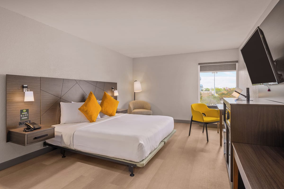 In-room safe, desk, laptop workspace, soundproofing