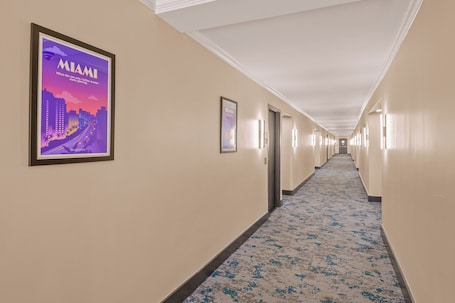 Hallway. B&B Hotel Miami Airport