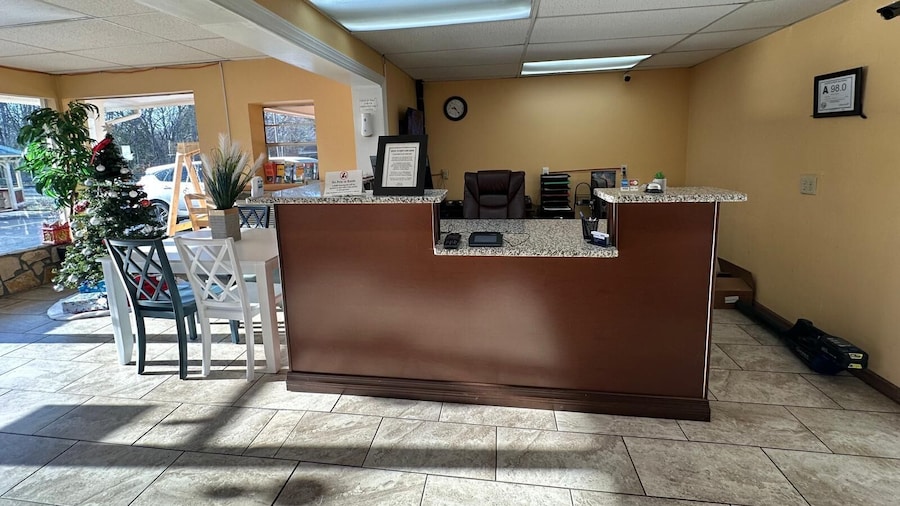 Americas Best Value Inn Franklin