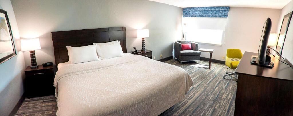 Desk, blackout drapes, iron/ironing board, free WiFi