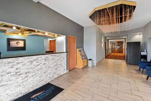 Lobby - Baymont by Wyndham Lebanon IN (Lebanon)