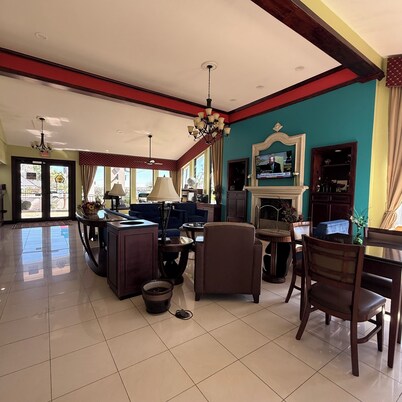 Americas Best Value Inn & Suites Alvin Houston