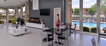 Americas Best Value Inn Angleton