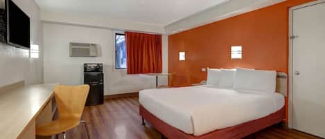 Free WiFi, bed sheets