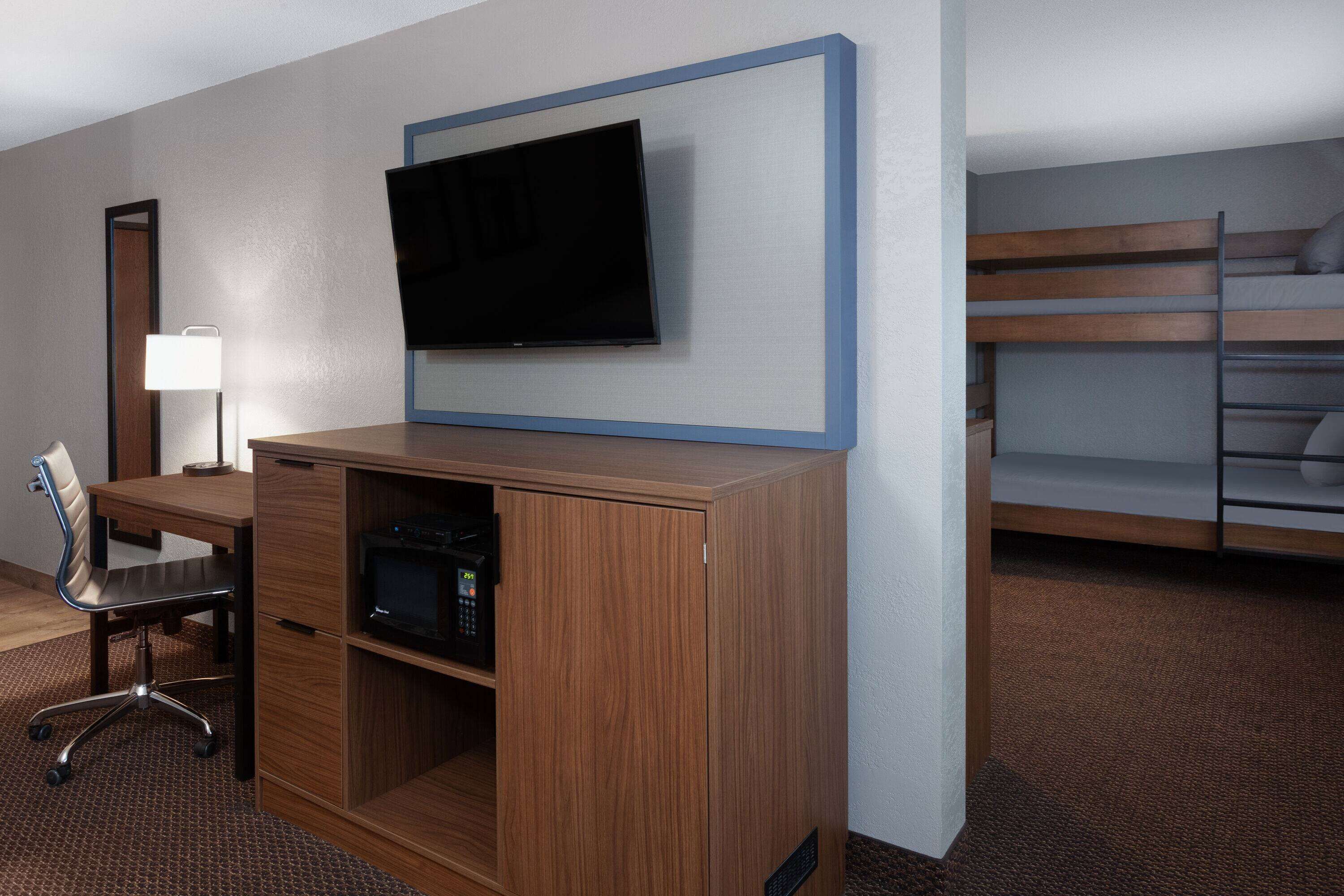 pillow-top beds, desk, iron/ironing board, free wifi