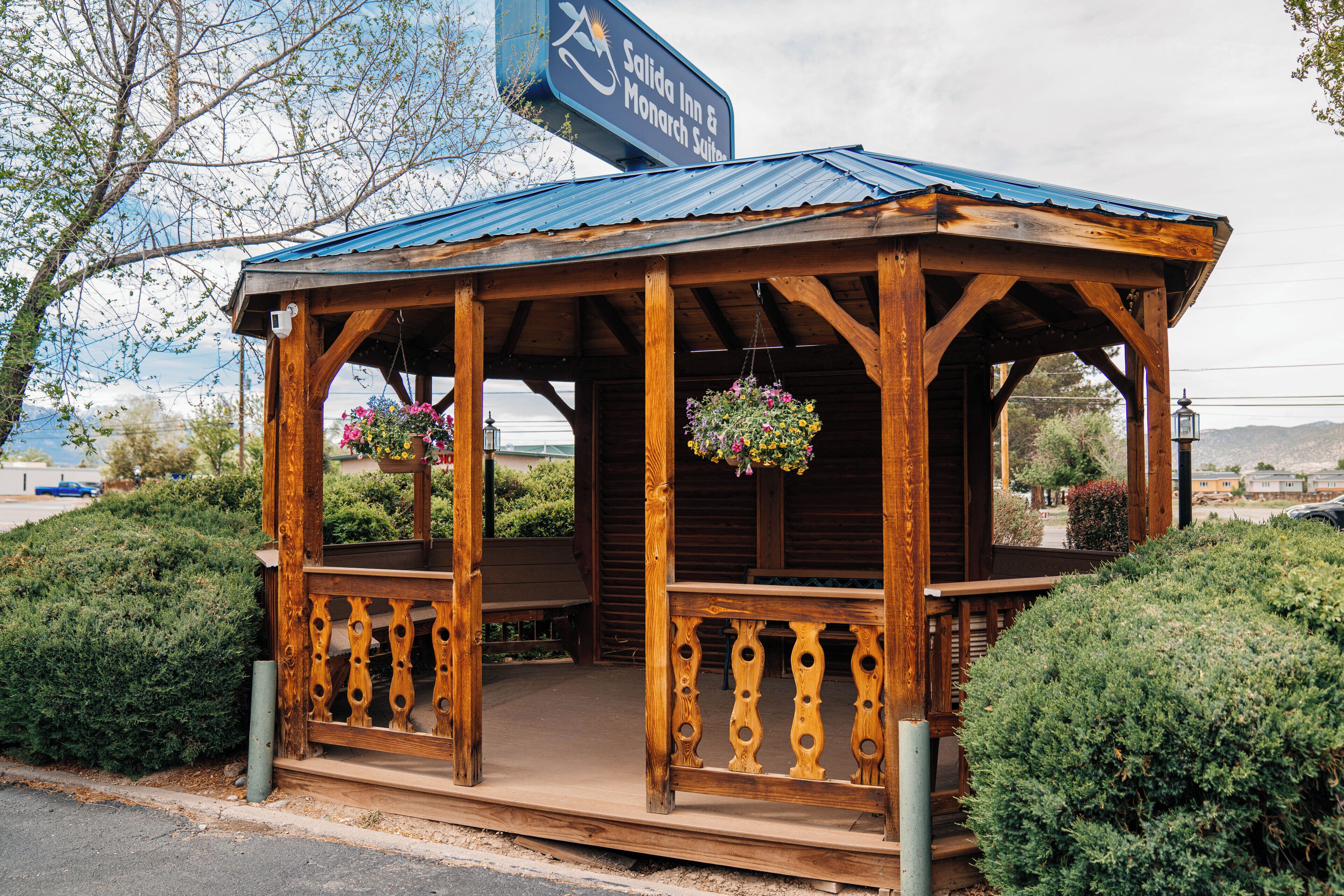 المنشأة من الخارج