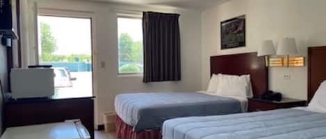 客房內保險箱、免費無線上網、床單