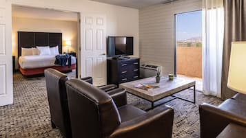 Deluxe Suite, 1 King Bed