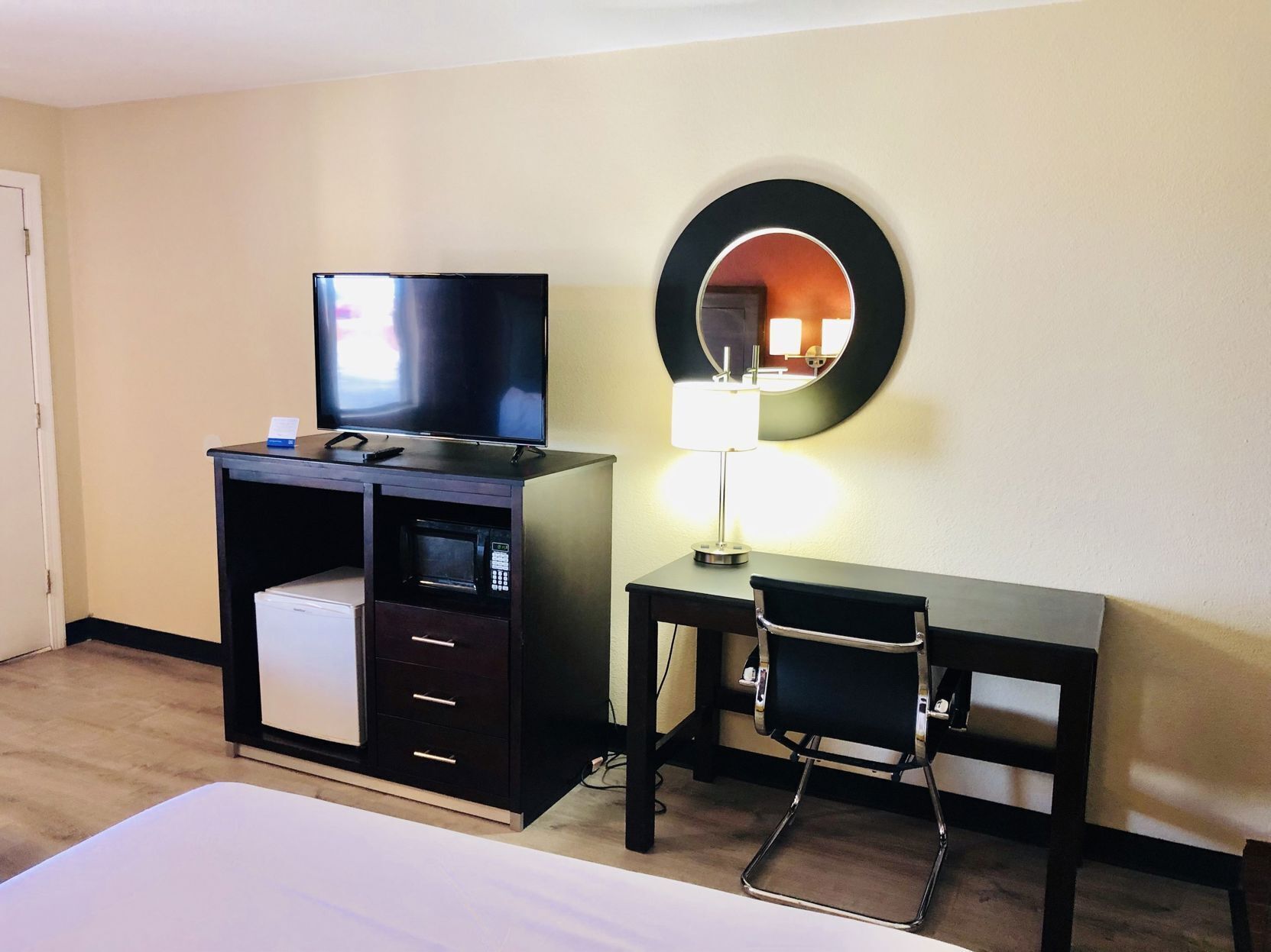 Premium bedding, free WiFi, bed sheets