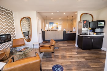 Reception area at Days Inn by Wyndham Monterey Downtown