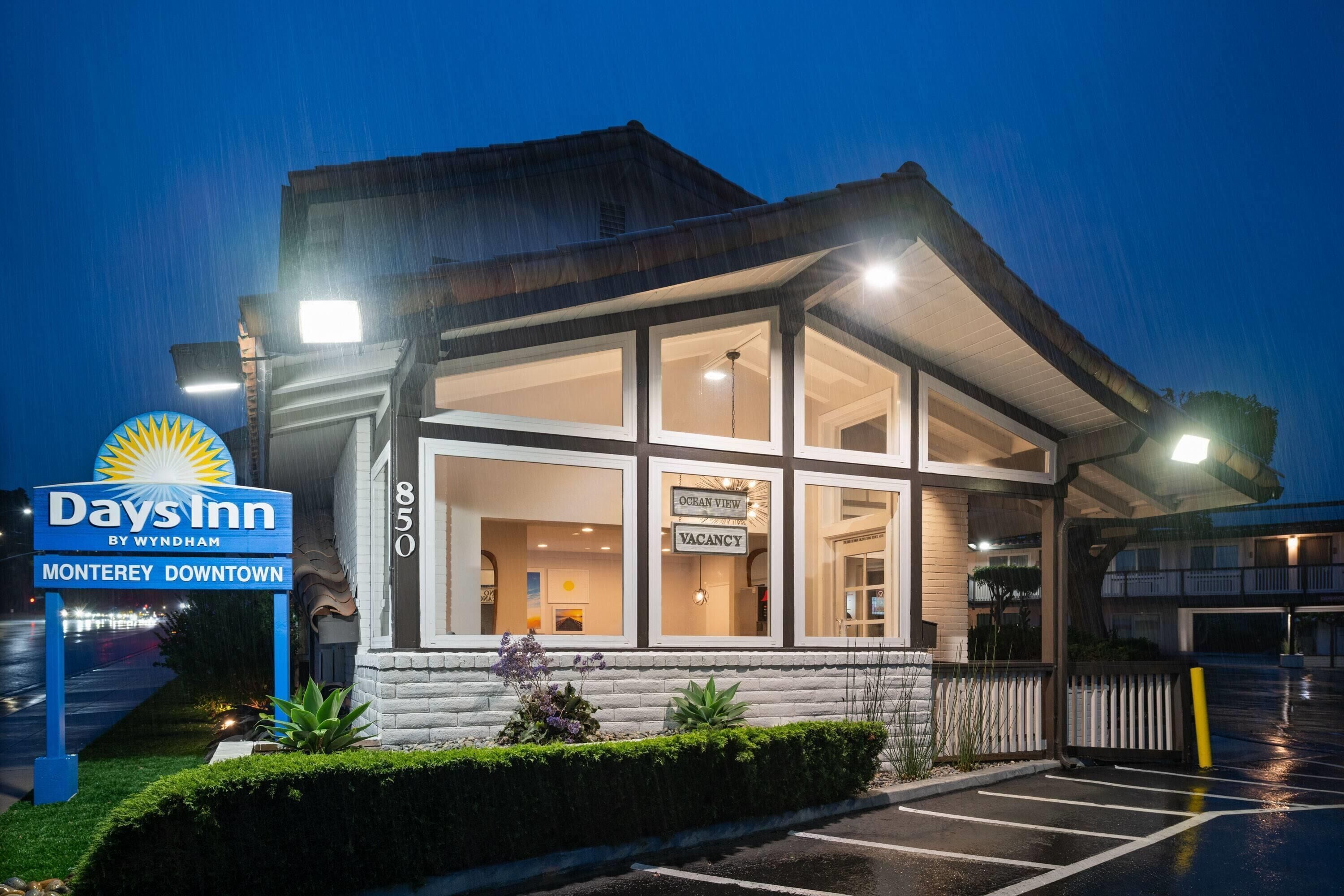 Photo - Days Inn by Wyndham Monterey Downtown