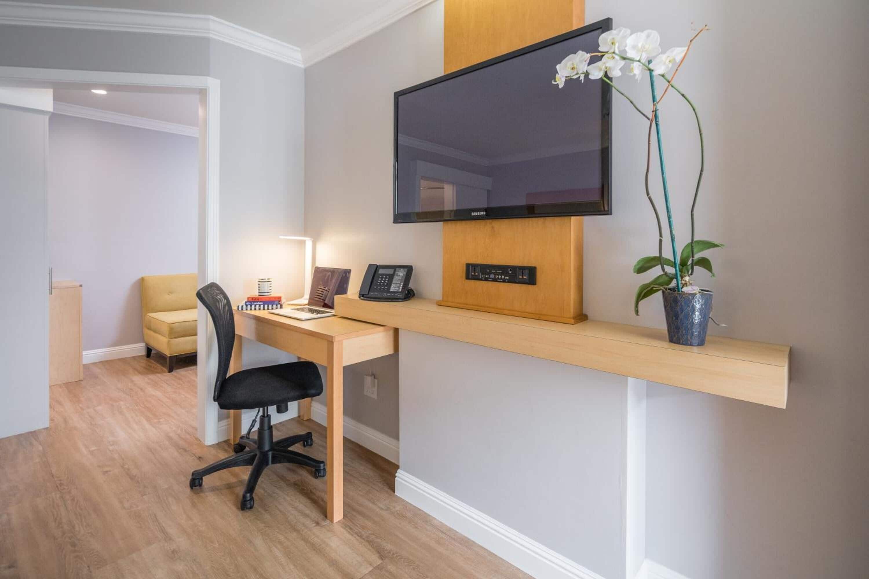 1 bedroom, premium bedding, down duvets, in-room safe