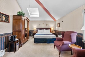 Premium Room, 1 King Bed, Jetted Tub (Bridle Suite) | Iron/ironing board, free WiFi
