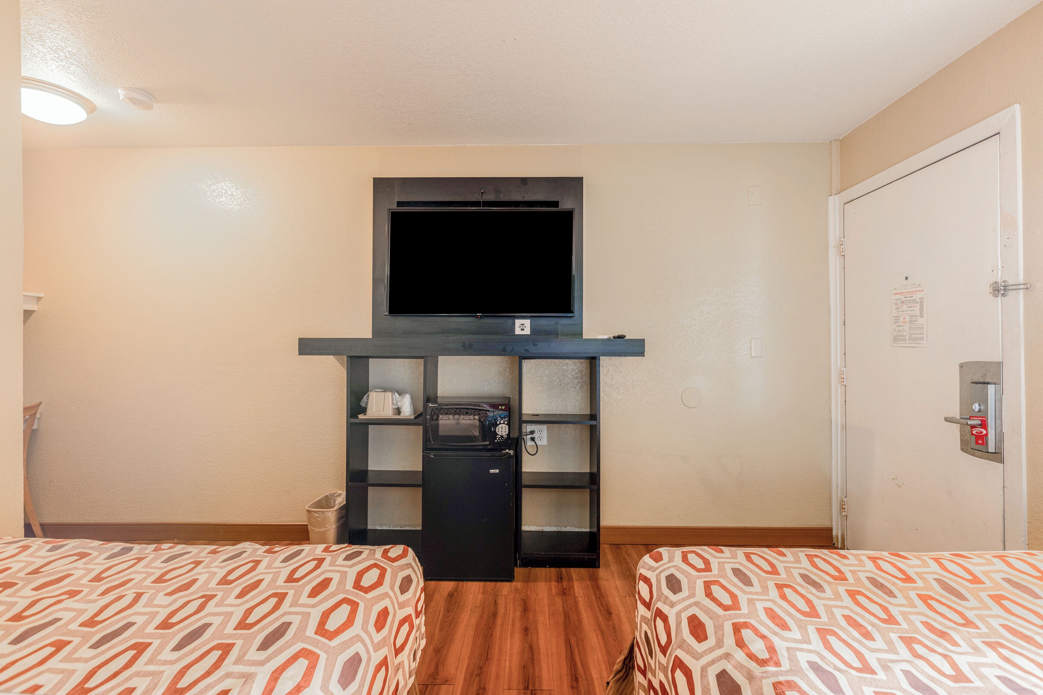 Photo - Hotel Avenida - Oceanside Camp Pendleton