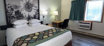 Super 8 by Wyndham West Fargo Main Ave ND