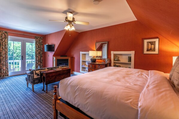 Suíte, sacada, vista para o jardim | Edredons de pluma, individualmente decorados, individualmente mobiliados