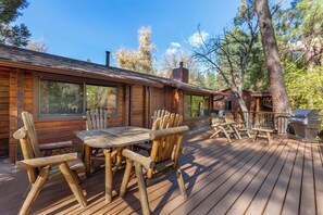 Standard Room, 2 Bedrooms, Kitchen | Terrace/patio