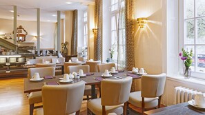 Daily buffet breakfast (EUR 16 per person)