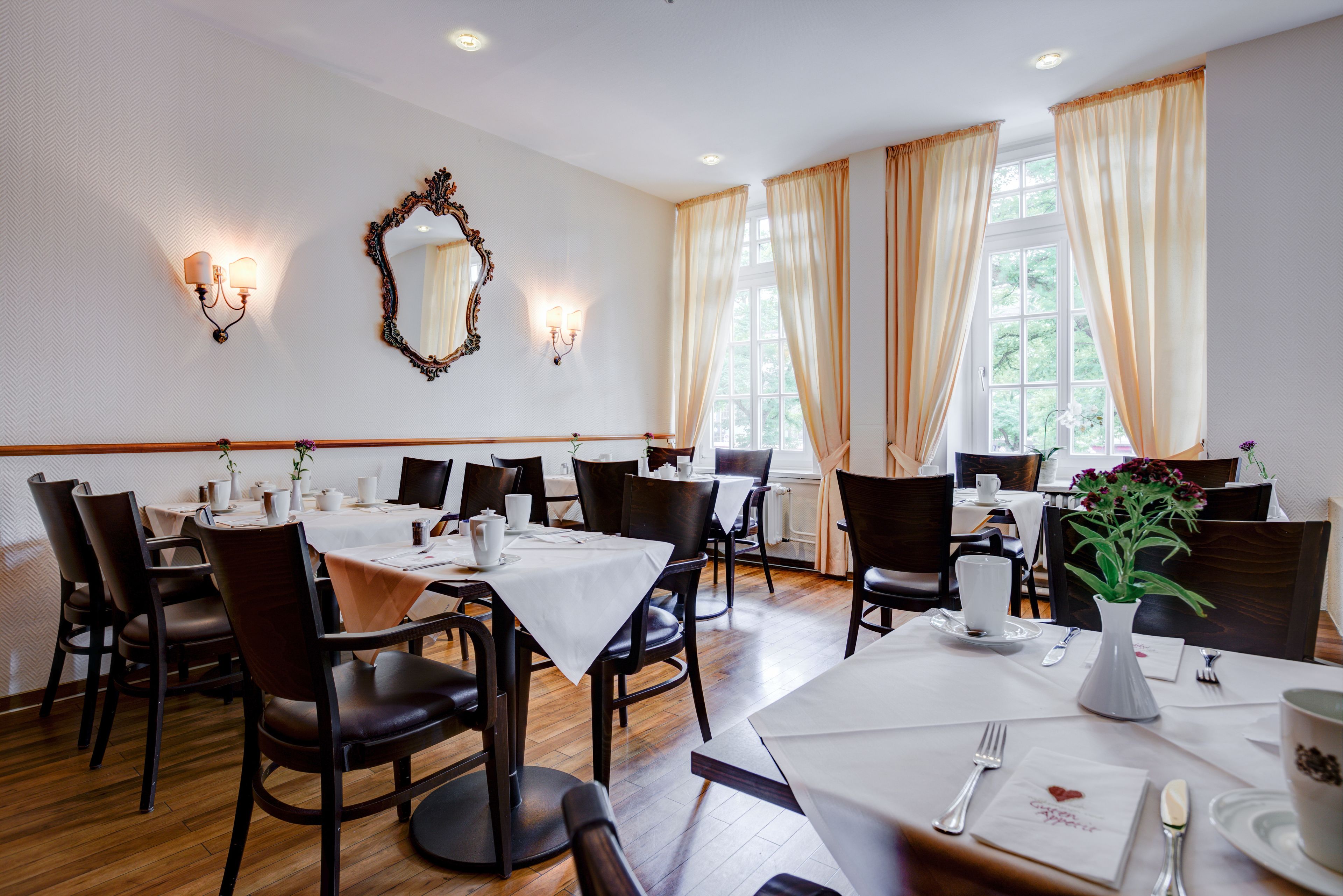 daily buffet breakfast (eur 16 per person)