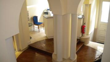 Borne des arrivées/des départs