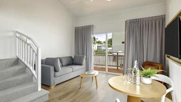 Loft, 1 Queen Bed | Minibar, desk, laptop workspace, iron/ironing board