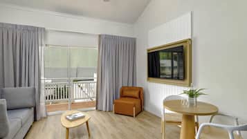 Loft, 1 Queen Bed | Minibar, desk, laptop workspace, iron/ironing board