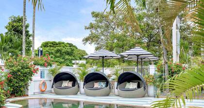 Mercure Cairns