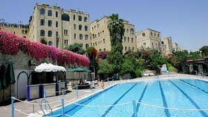 Outdoor pool - Mount Zion Boutique Hotel (Jerusalem)