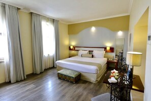 Deluxe Room | Premium bedding, in-room safe, desk, free WiFi