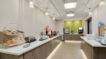 Free daily buffet breakfast