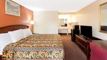 Laptop workspace, iron/ironing board, cots/infant beds, rollaway beds