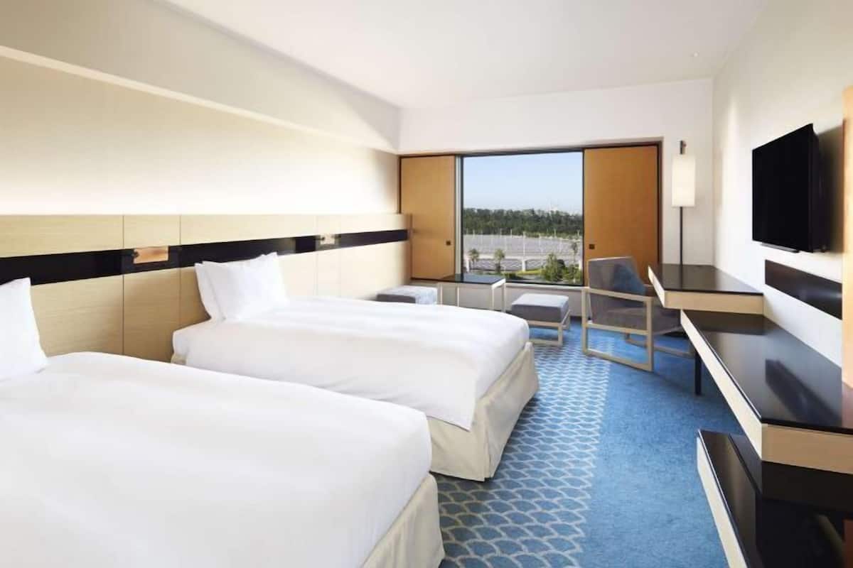 1 bedroom, in-room safe, desk, blackout drapes