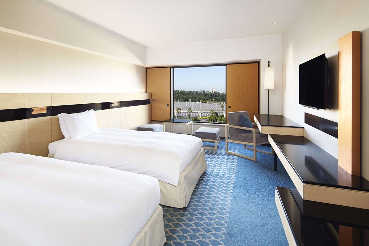 In-room safe, desk, blackout drapes, soundproofing