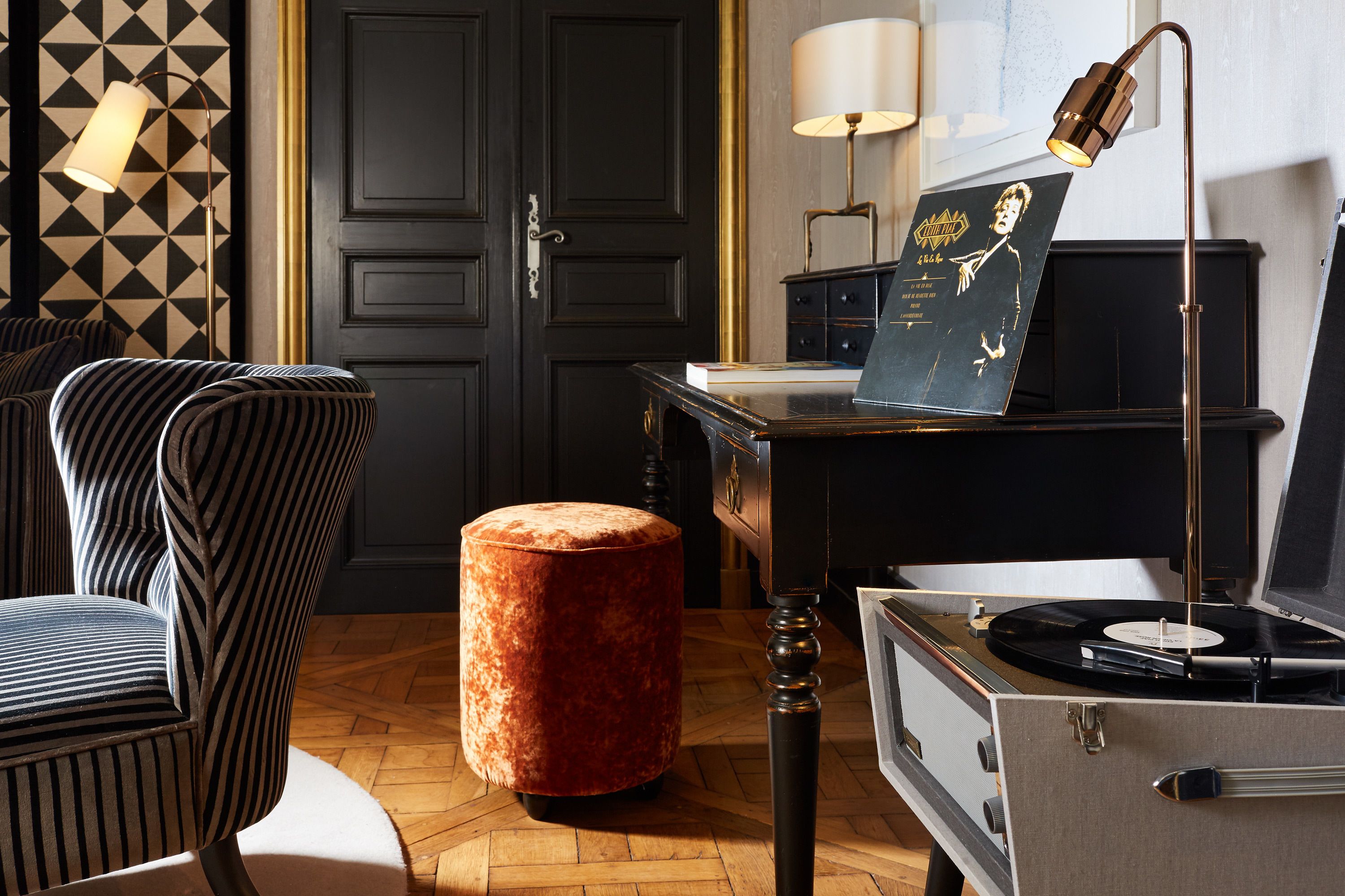 signature suite | 2 bedrooms, free minibar, in-room safe, individually decorated