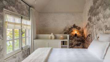 Free minibar, in-room safe, individually decorated, desk