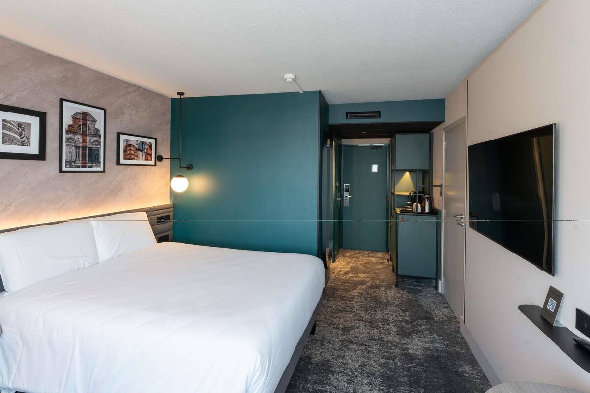 1 Schlafzimmer, hochwertige Bettwaren, Pillowtop-Betten, Minibar
