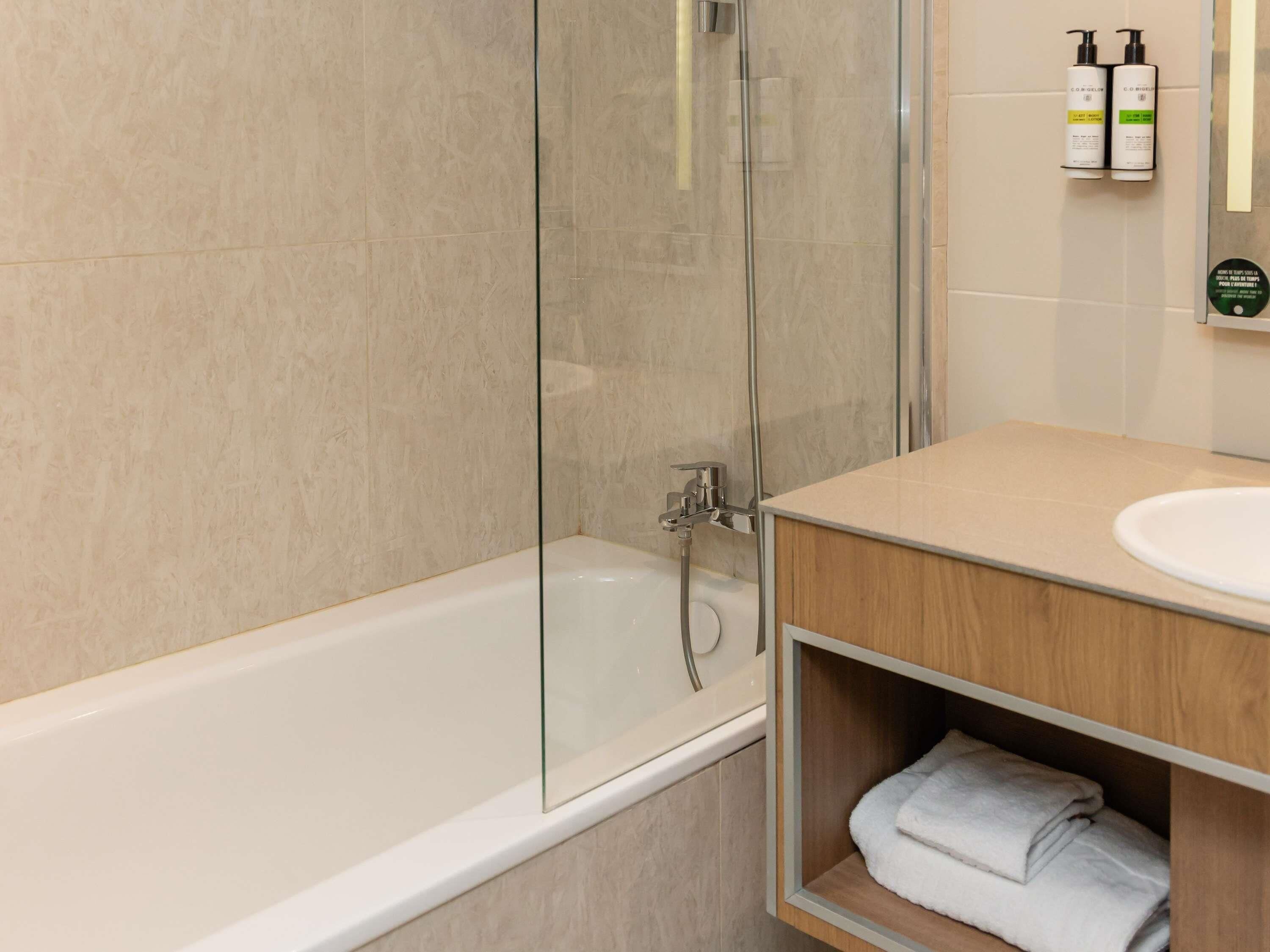 Premium bedding, in-room safe, desk, soundproofing