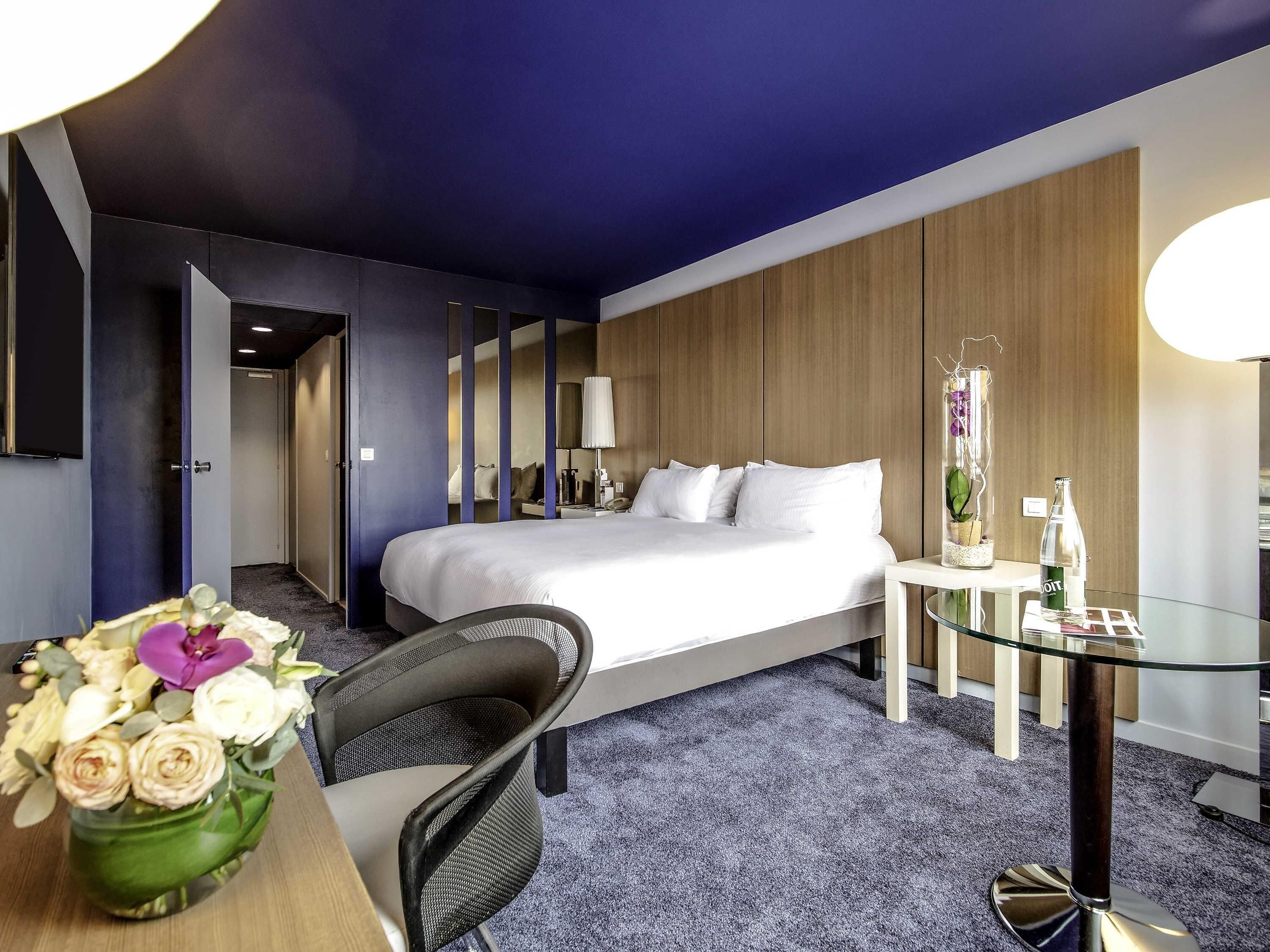 Premium bedding, desk, soundproofing, iron/ironing board