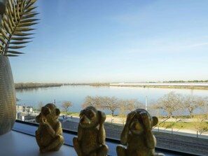 Deluxe Room, 1 Double Bed, Lake View | 1 bedroom, premium bedding, desk, soundproofing