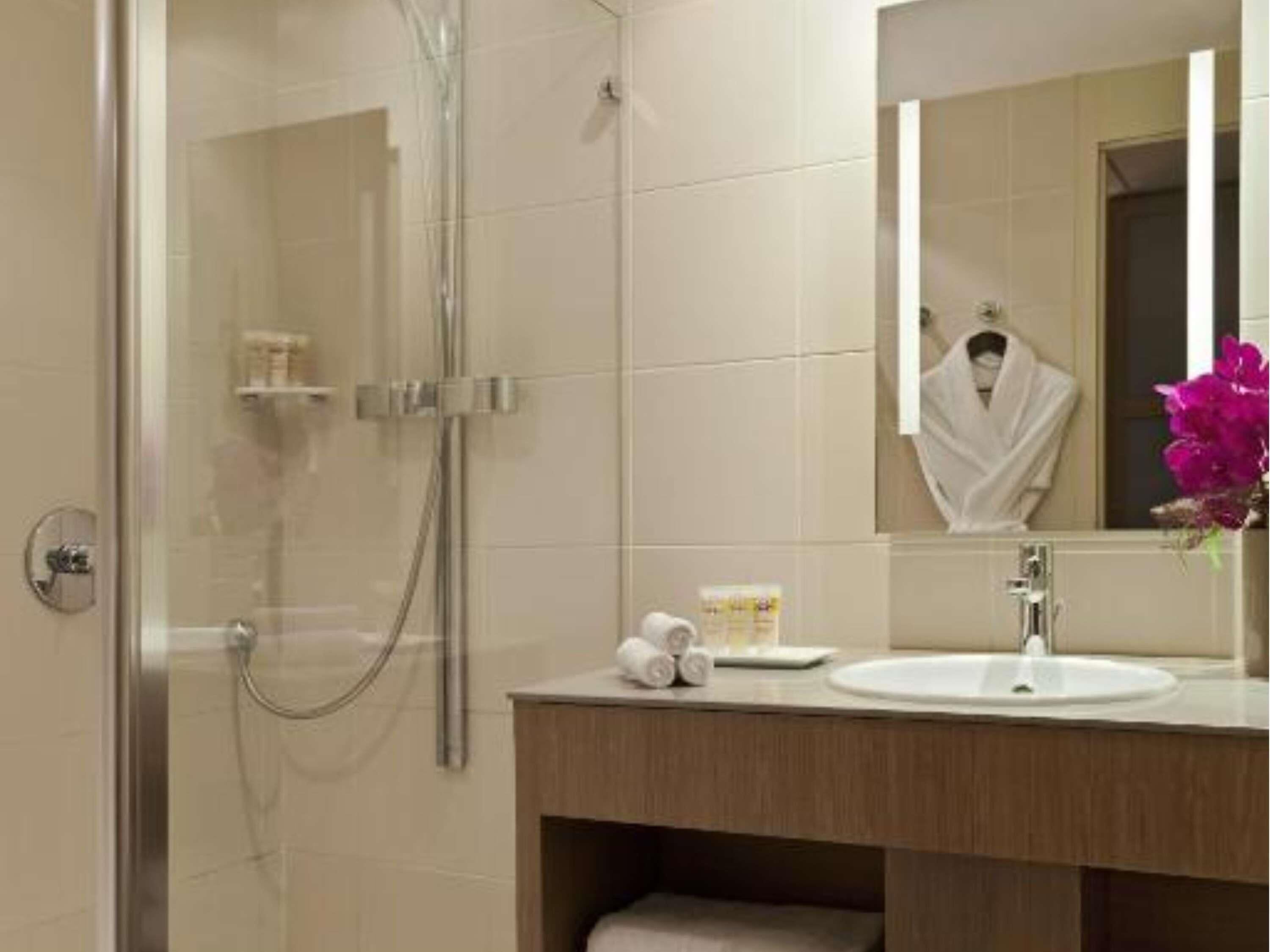 Literie de qualité supérieure, bureau, chambres insonorisées