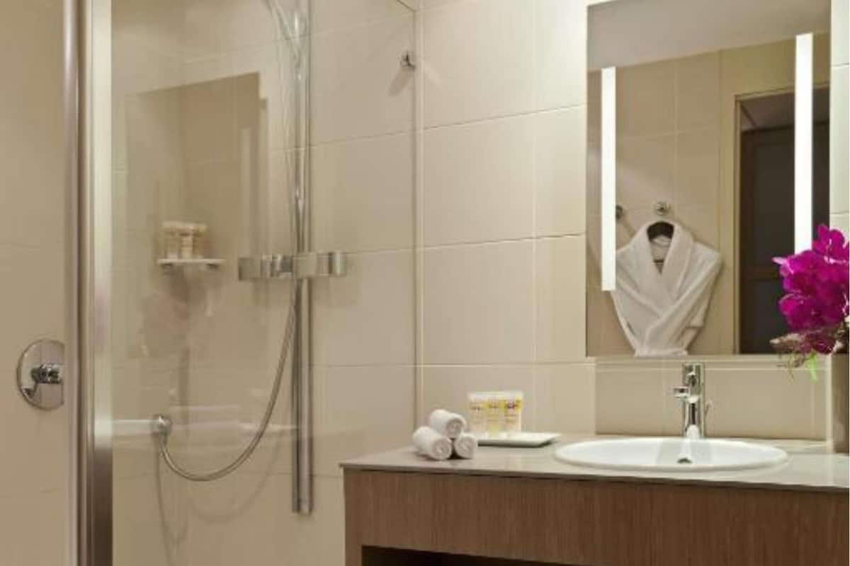 Literie de qualité supérieure, bureau, chambres insonorisées