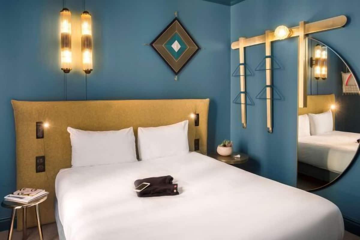 1 Schlafzimmer, hochwertige Bettwaren, laptopgeeigneter Arbeitsplatz