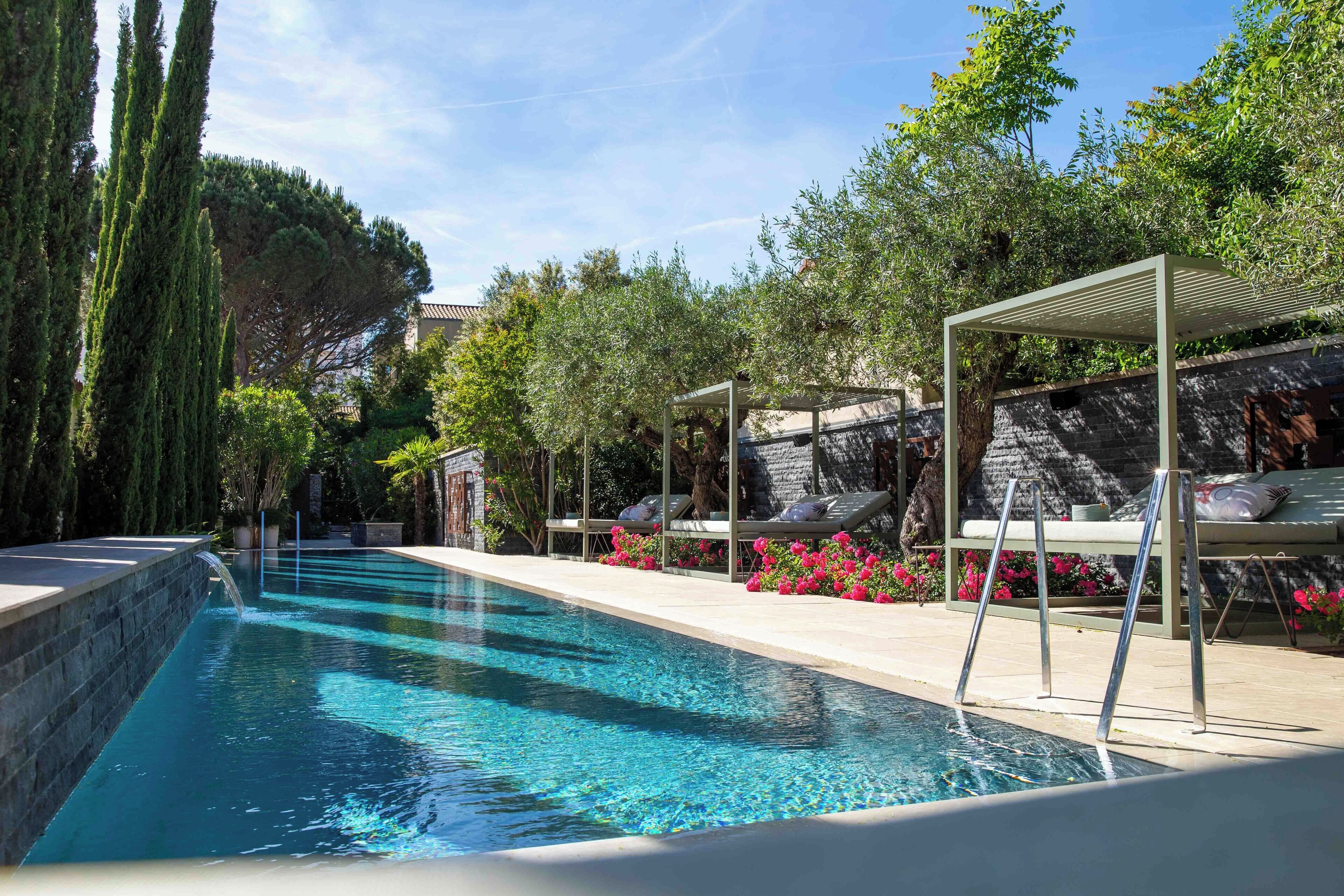 Seasonal outdoor pool