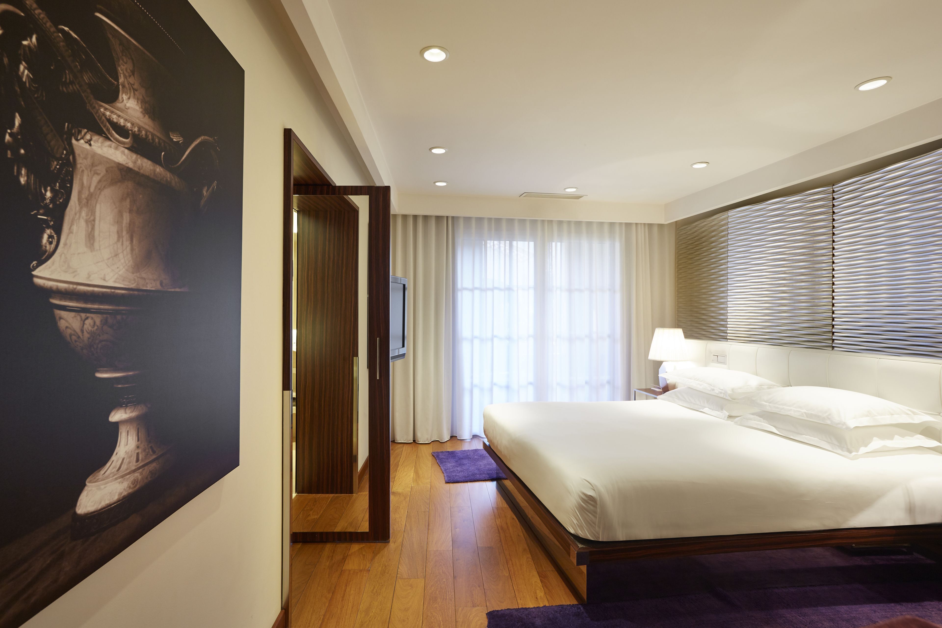 Ropa de cama de alta calidad y artículos del minibar gratis 